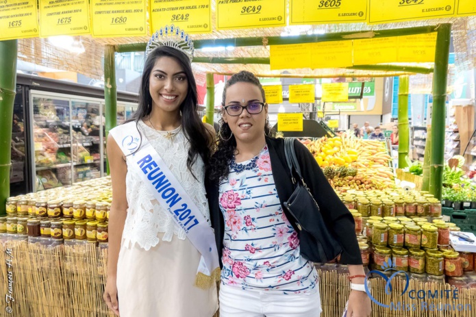 Audrey Chane Pao Kan en dédicaces à Bras-Panon