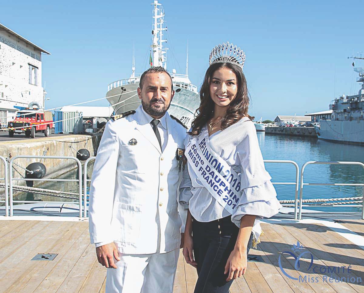 Miss Réunion marraine du bateau militaire Le Champlain