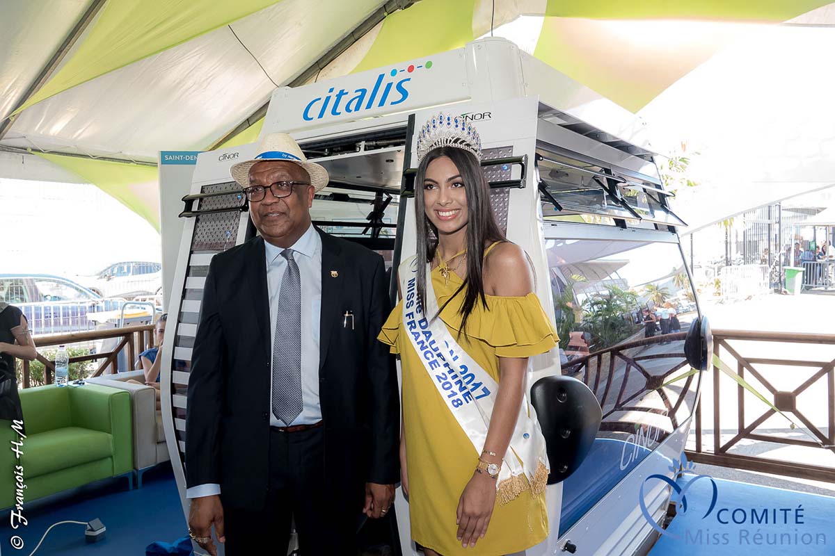 Audrey Chane Pao Kan inaugure la cabine du téléphérique de la Cinor